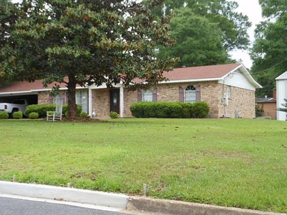 4th image of 5410 Windmill Dr