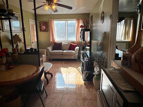 2nd image of 10619 50th Ave APT 2