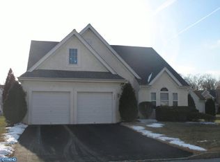 425 Homestead Cir, Warrington, PA 18976