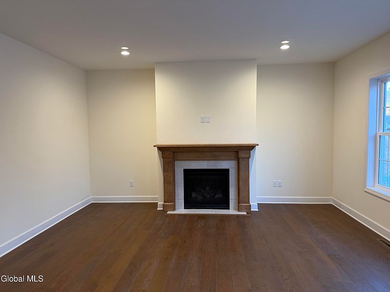 5th image of 1B Lavender Way
