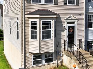 11 Quince Tree Dr, Martinsburg, WV 25403