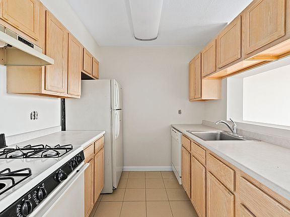 2nd image of 287 Prospect Ave APT 2A