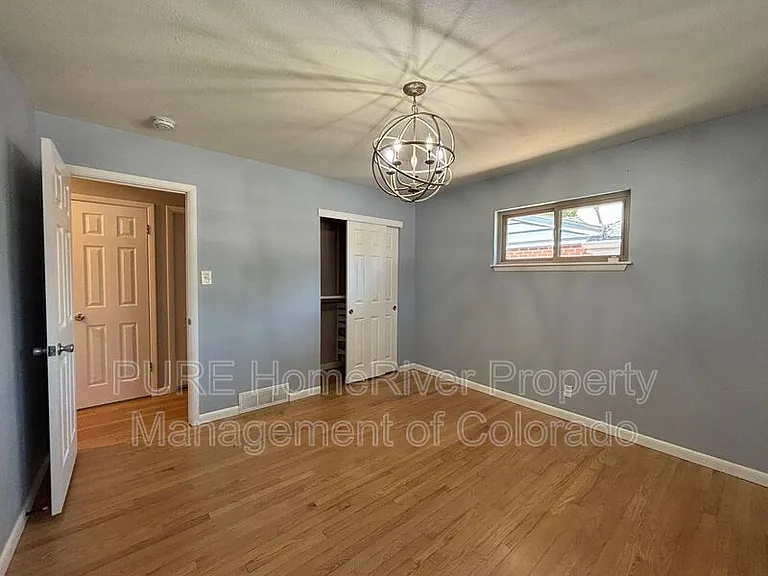 2255 S Clermont St — Photo 13