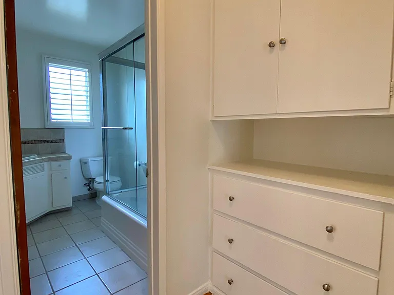 8674 Chalmers Dr — Photo 10