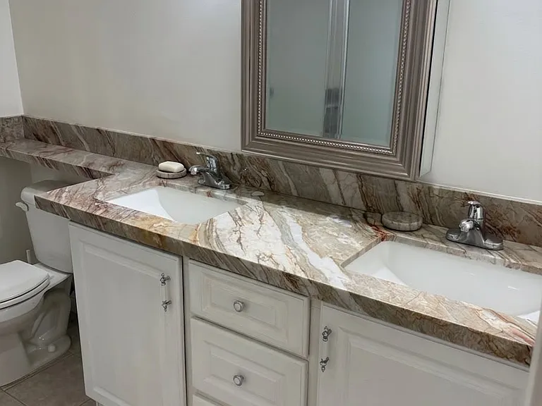 7748 Tampa Ave — Photo 12