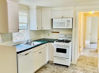 6 Kensico Knoll Pl #2, White Plains, NY 10603