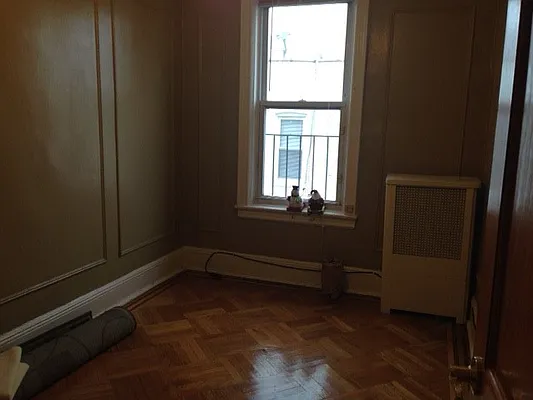 Rented by Alexiou Realty | media 5