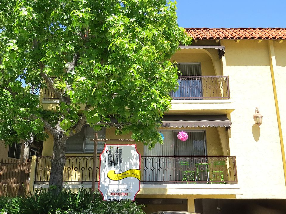 1st image of 1408 Armacost Ave APT 8