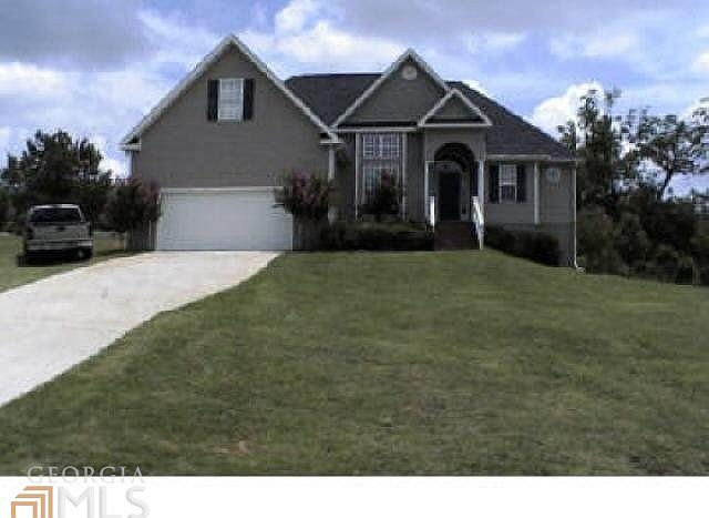 2nd image of 174 Heathwood Dr