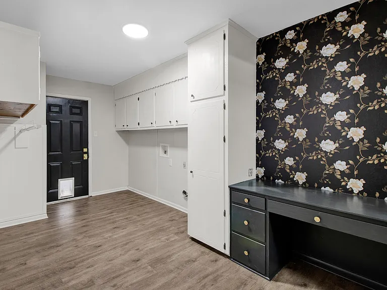 413 Dawn St — Photo 14