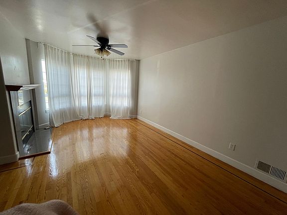 Living area with Fire place