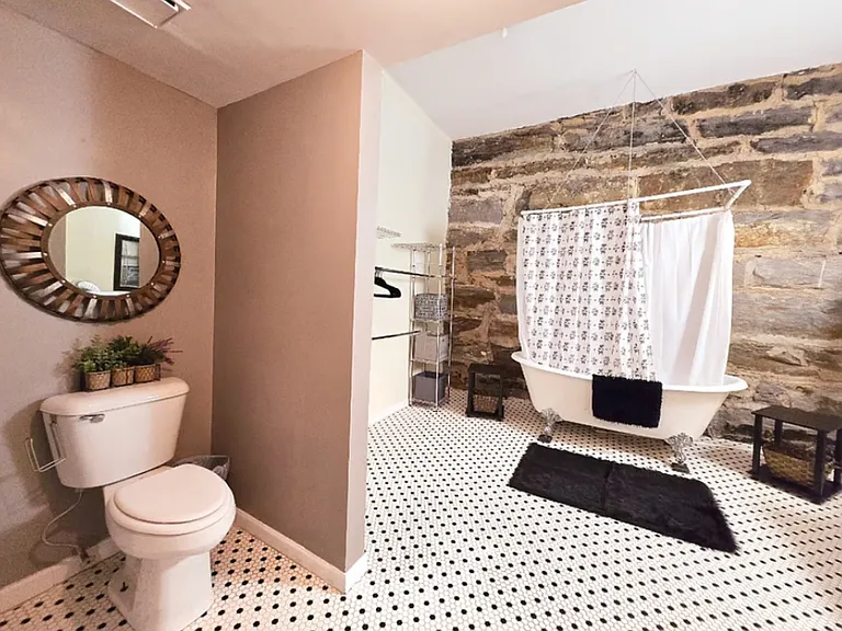 1009 Jefferson St #B1 — Photo 12