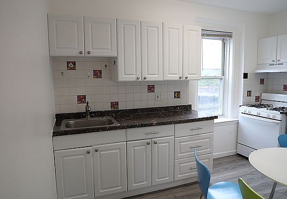 4th image of 30-16 38th Ave #2B