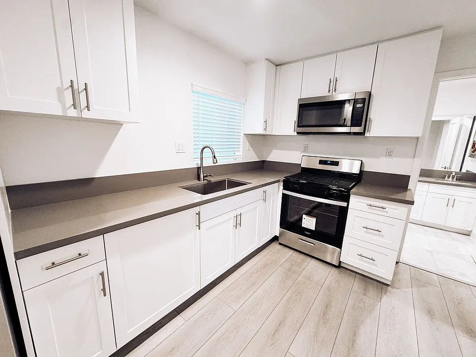 Harbor Blvd Apts.
