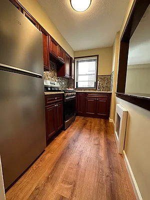 Sold by Berkshire Hathaway HomeServices Fillmore Real Estate | media 7