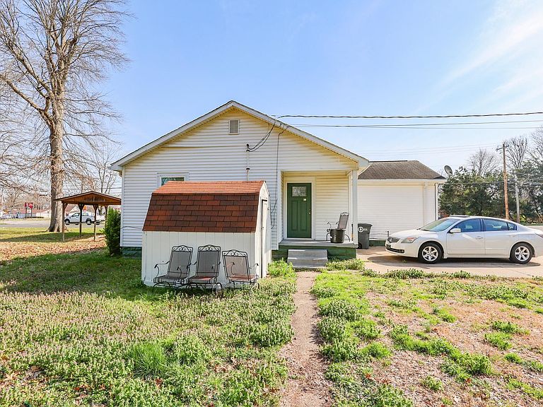 Listing photo 4