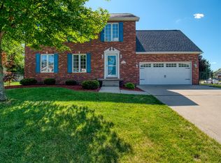 1319 Moundview Ln, Decatur, IL 62526