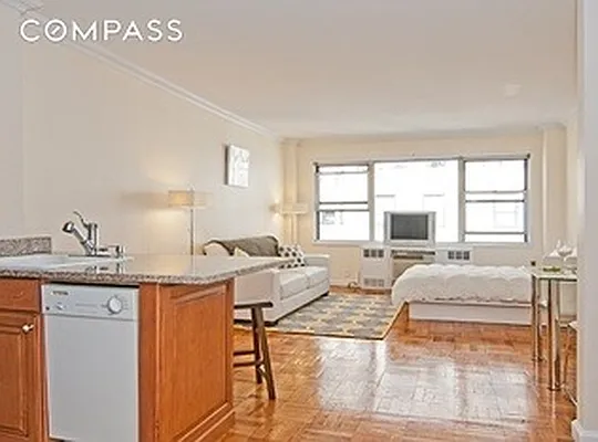 Rented by Compass | media 2
