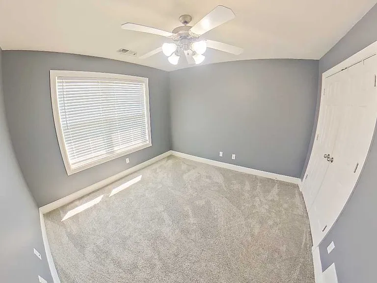 225 Walters Dr — Photo 7