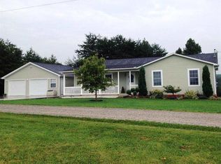 30 Okell Ln, Fraziers Bottom, WV 25082