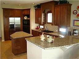 4th image of 3941 Lake Star Dr