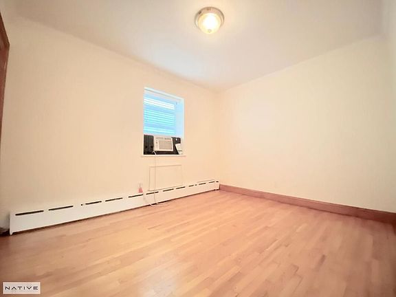 5th image of 92 Newel St #2