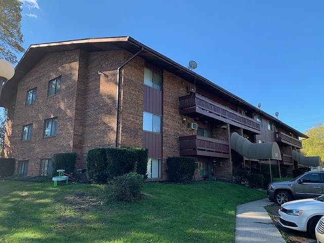1st image of 847 S Lake Park Ave #34