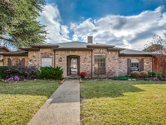 3rd image of 1502 Flintwood Dr