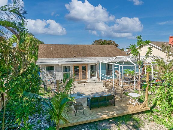 4th image of 9020 SW 8th Street