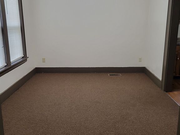 2nd image of 656 Spicer St