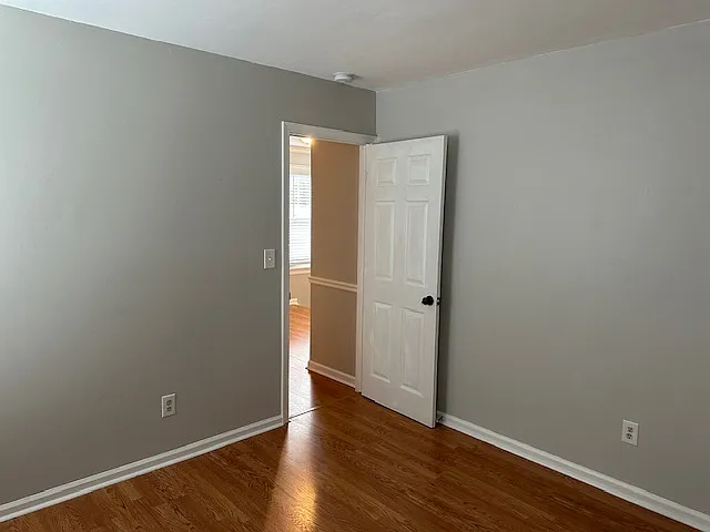 5404 Chatham Hall Dr — Photo 33