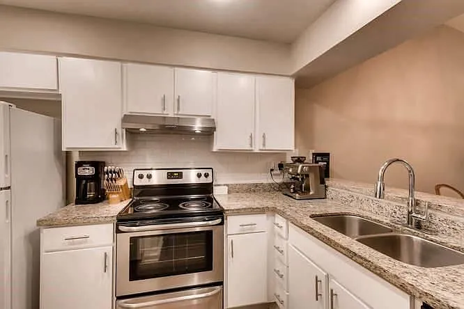 5313 Indio Dr #C — Photo 5