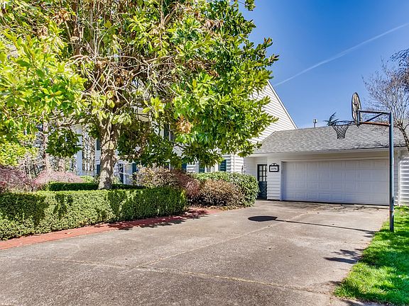 2nd image of 2596 Palomino Ct