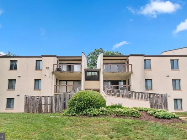 10115 Prince Pl APT 203, Upper Marlboro, MD 20774