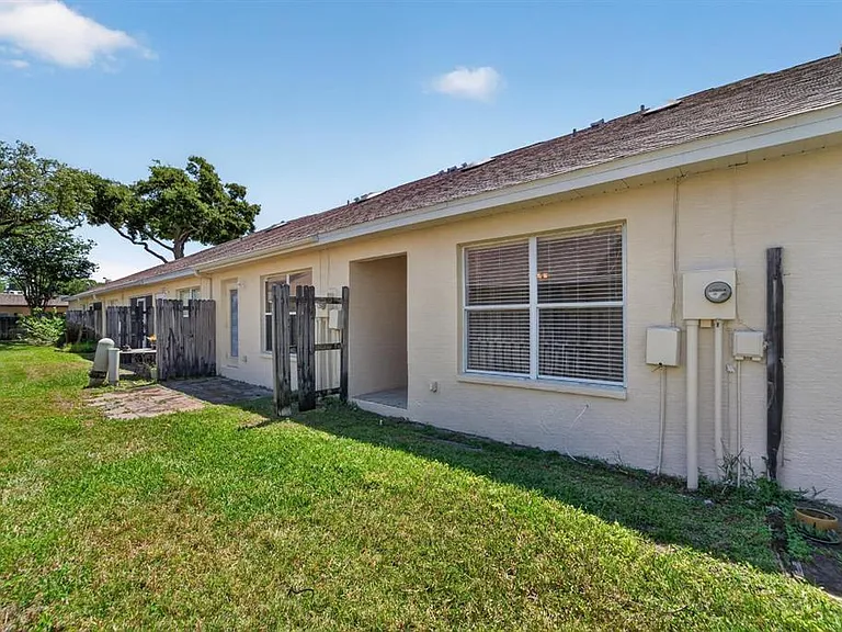 658 Green Valley Rd #B3 — Photo 63