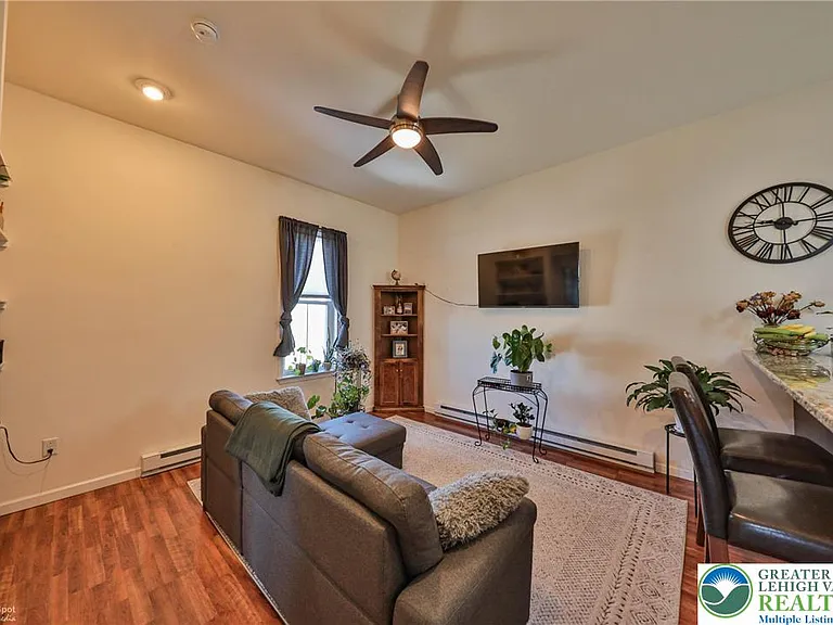 328 Polk 3rd Loop #3RD FLOOR — Photo 8