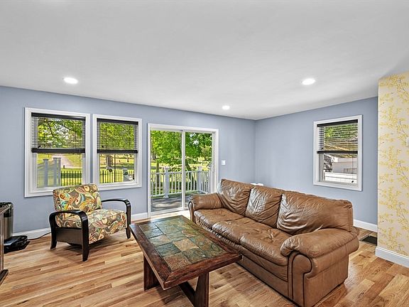 5th image of 72 Manchester St #72