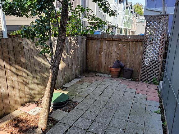 3rd image of 6634 Corson Ave S #A