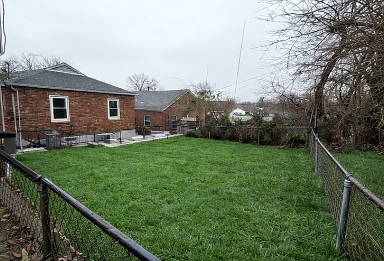 5025 Lenox Ave — Photo 26