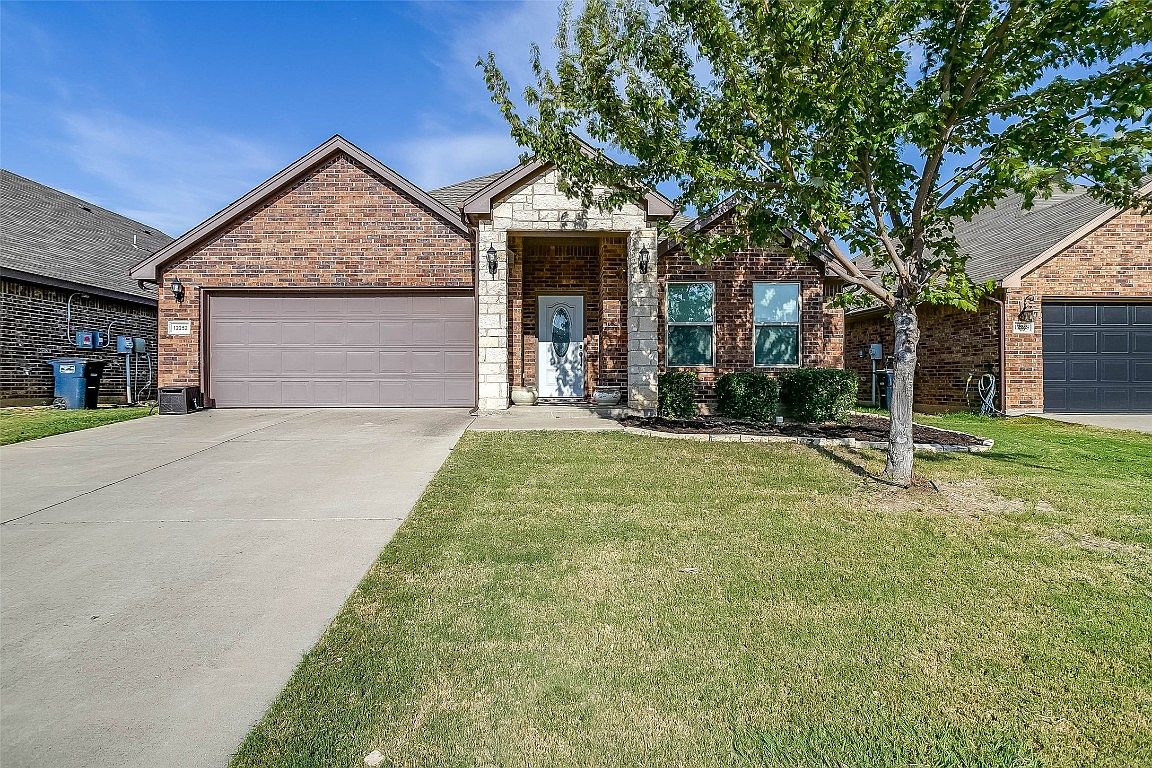 12252 Hunters Knoll Dr, Burleson, TX 76028 Zillow