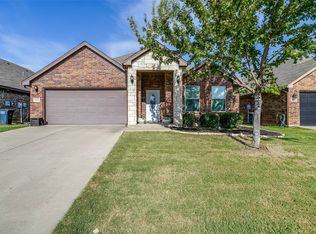 12252 Hunters Knoll Dr, Burleson, TX 76028