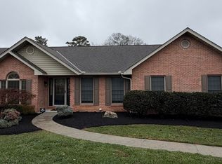 605 Horseshoe Ln, Seymour, TN 37865