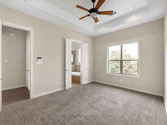 5th image of 4448 Center St