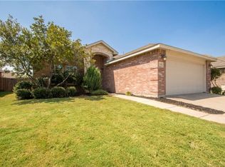 12741 Northern Pine Dr, Fort Worth, TX 76244