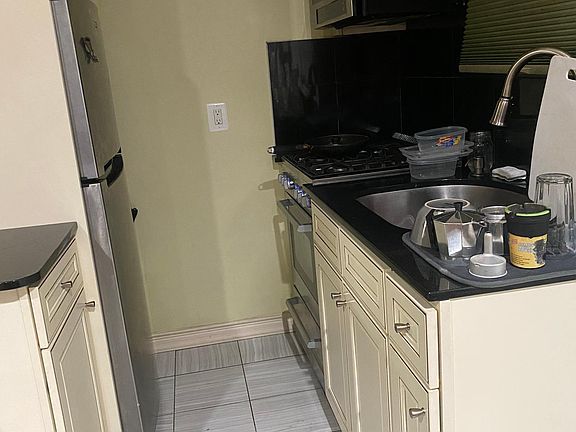 2nd image of 1473 Shore Dr #1