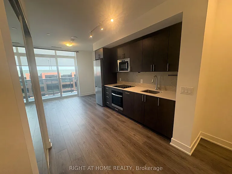 2545 Simcoe St N #357 — Photo 9