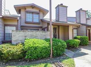 6361 Cattails Ln, Houston, TX 77035
