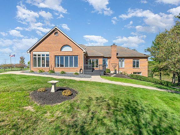 3rd image of 3910 Taft Hwy