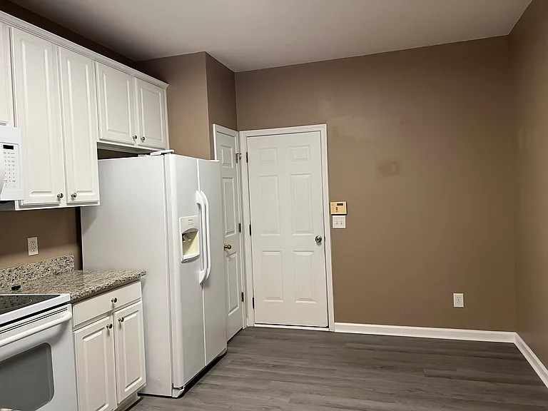 5637 Berry Creek Cir — Photo 8