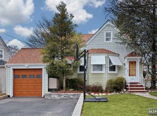 151 E Church St, Bergenfield, NJ 07621